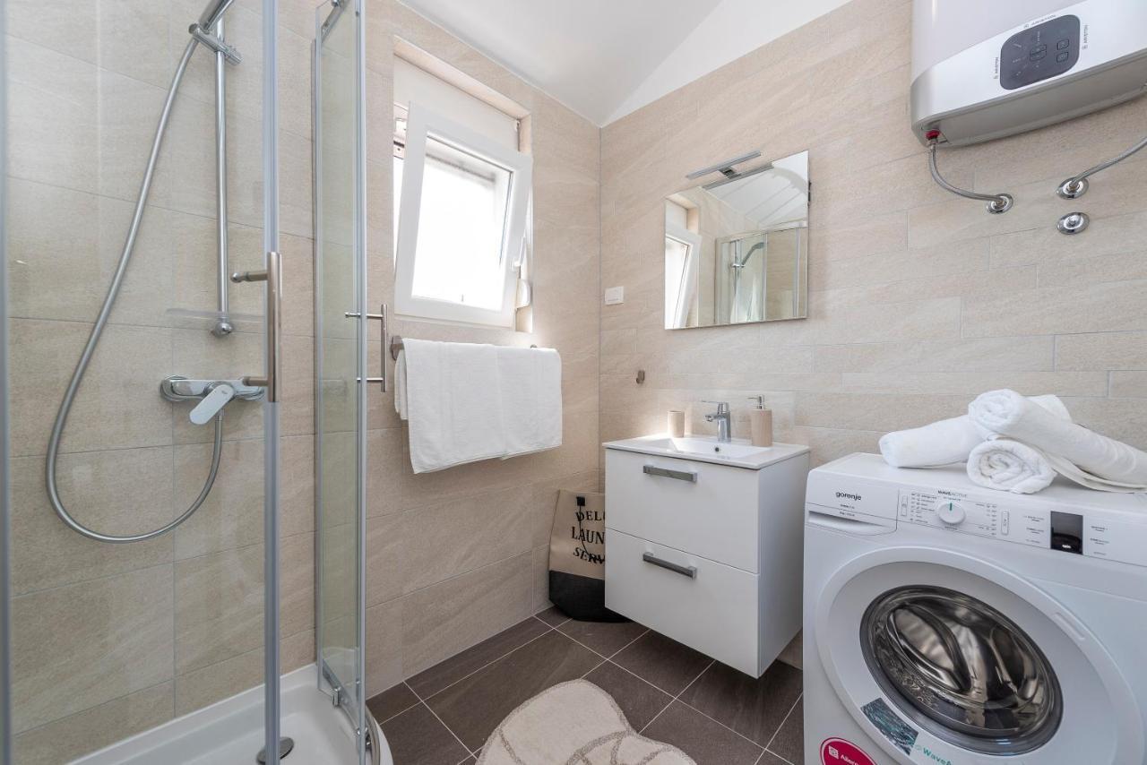 Luxury Apartments - La Vir 1 & 2 Εξωτερικό φωτογραφία