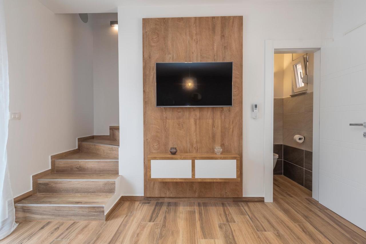Luxury Apartments - La Vir 1 & 2 Εξωτερικό φωτογραφία