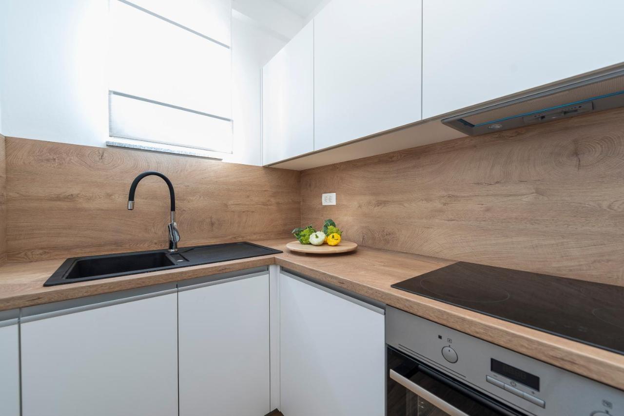 Luxury Apartments - La Vir 1 & 2 Εξωτερικό φωτογραφία