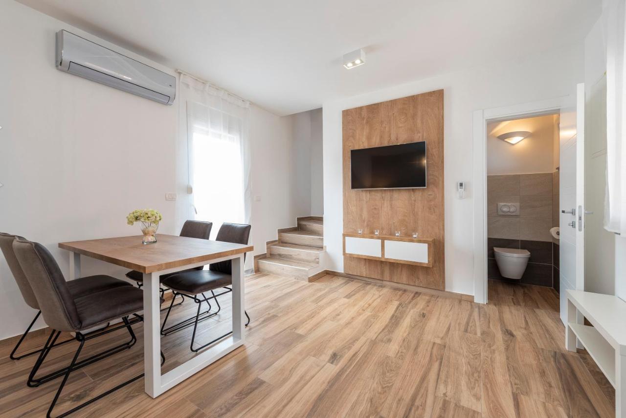Luxury Apartments - La Vir 1 & 2 Εξωτερικό φωτογραφία